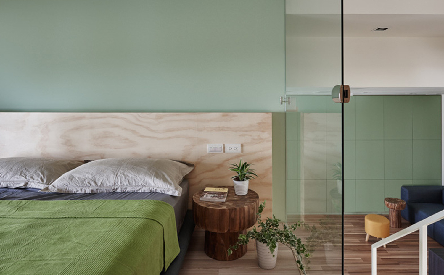 dormitorio mini Mesillas proporcionadas