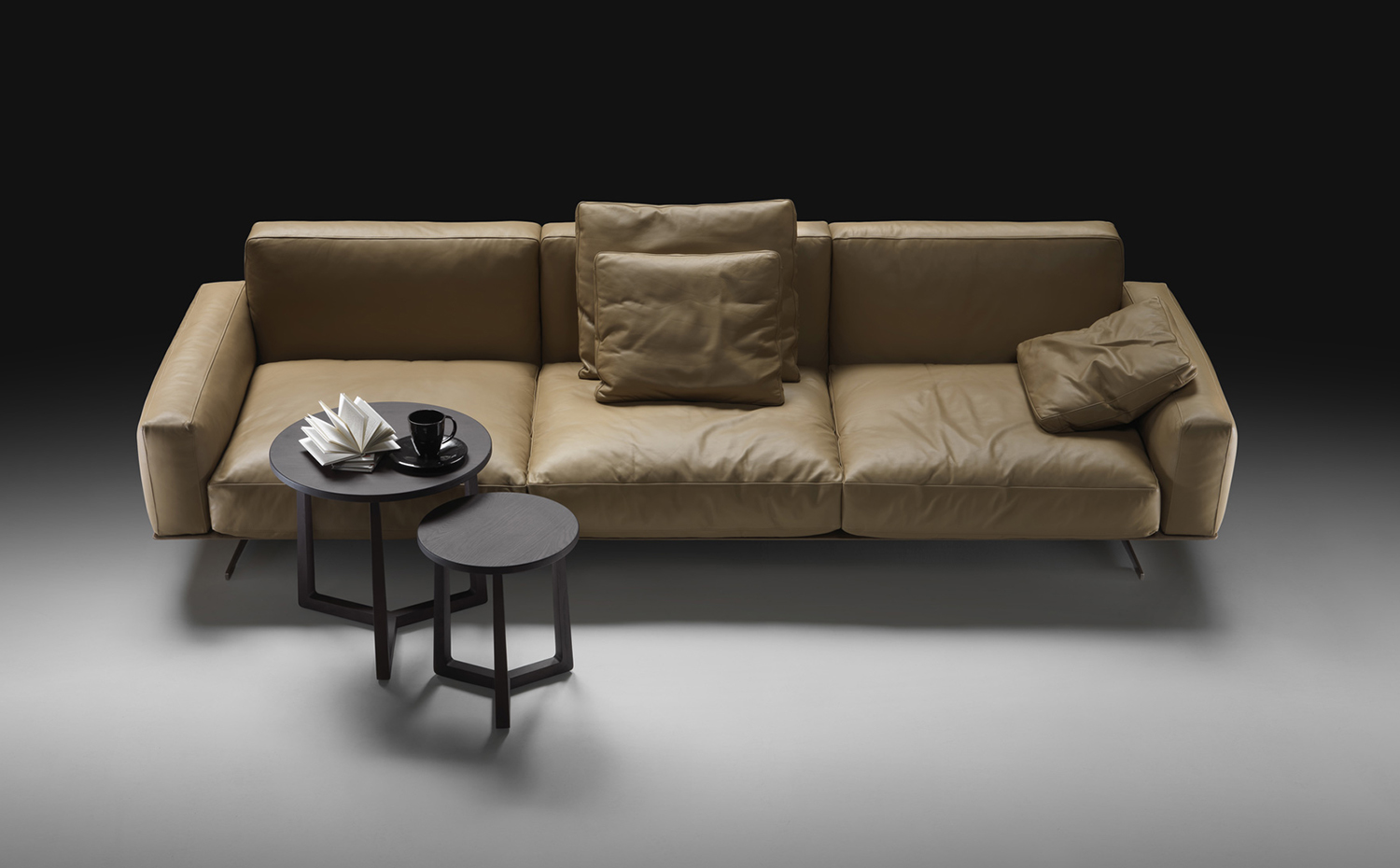 flexform-soft-dream-large-sofa-1 1. [06] Liviano y flexible