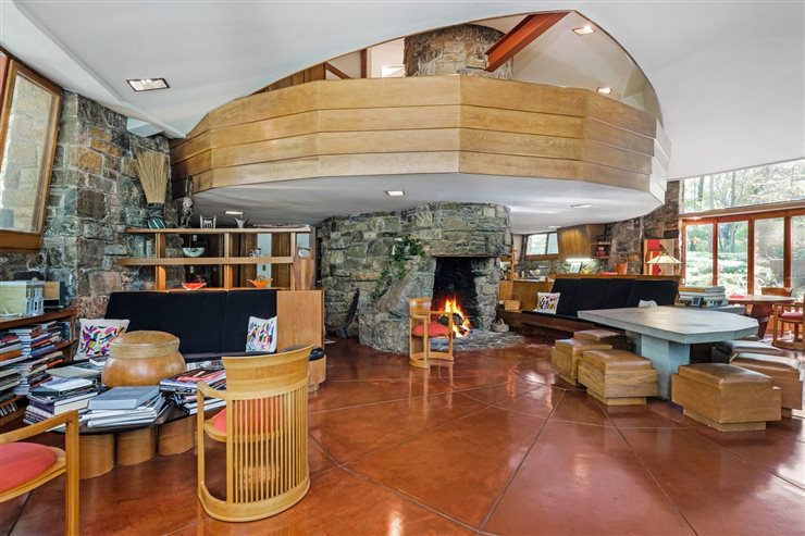 Muchos de los muebles los diseñó Frank Lloyd Wright.