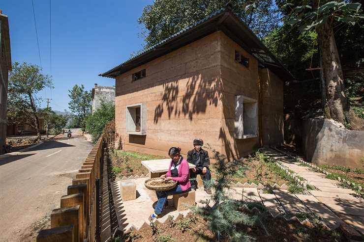 El proyecto reutiliza las técnicas y materiales tradicionales con una perspectiva moderna