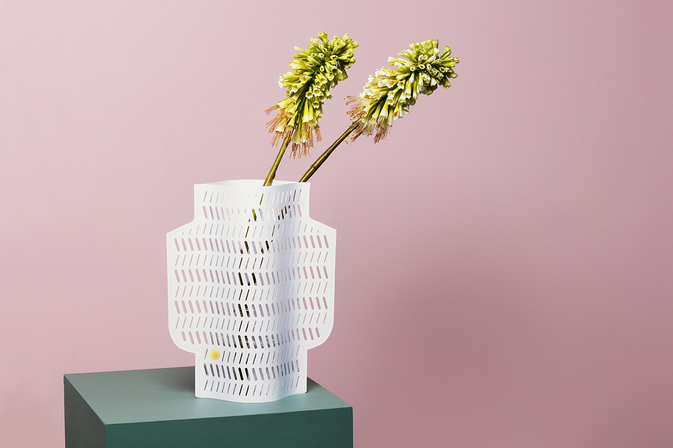 10. [10] Floreros de papel
