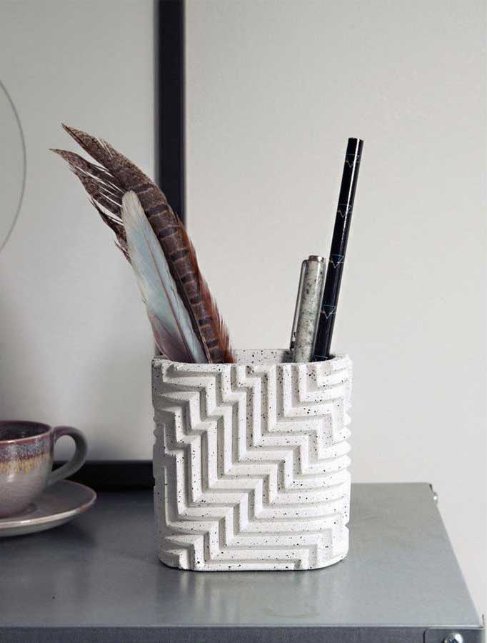 7. Herringbone Objects, de Phil Cuttance