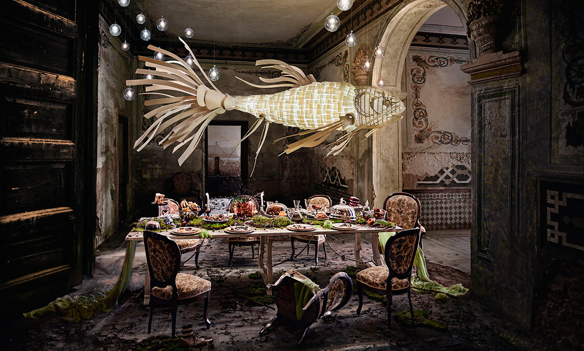 si-web-lzf-wood-lamp-koi-life-size-esculpture. [06] Dramática
