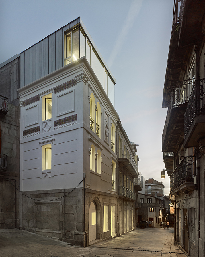 Rehabilitacion Registro Vigo Jesús Irisarri y Guadalupe Piñera Bienal de Arquitectura exposición en Madrid