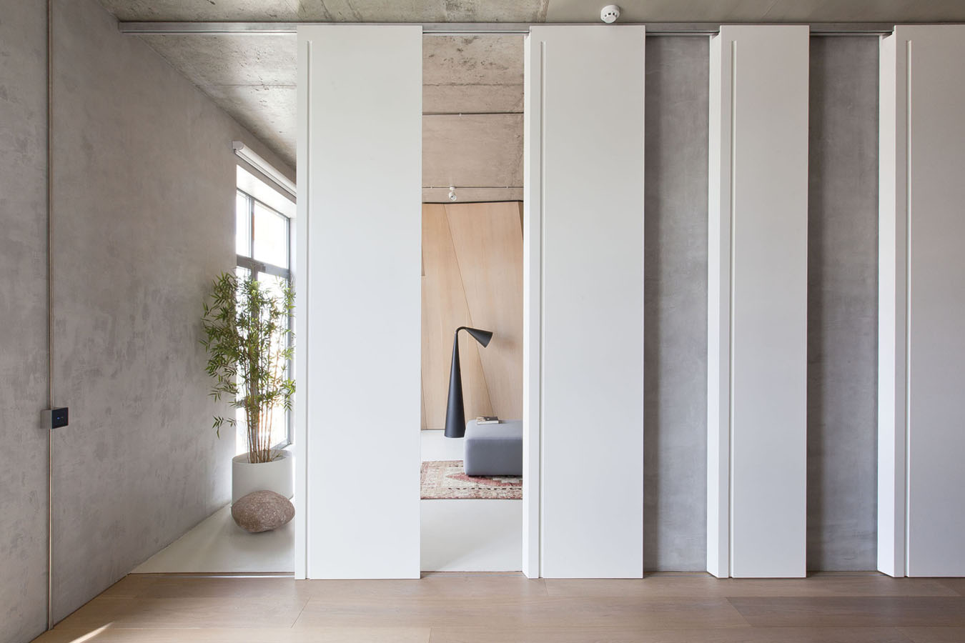 4 mejor que 1 puertas equipo de arquitectos M17