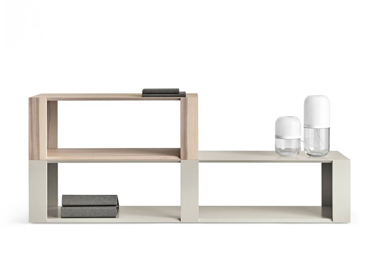Estante modular firmado por Nina Jobs.

