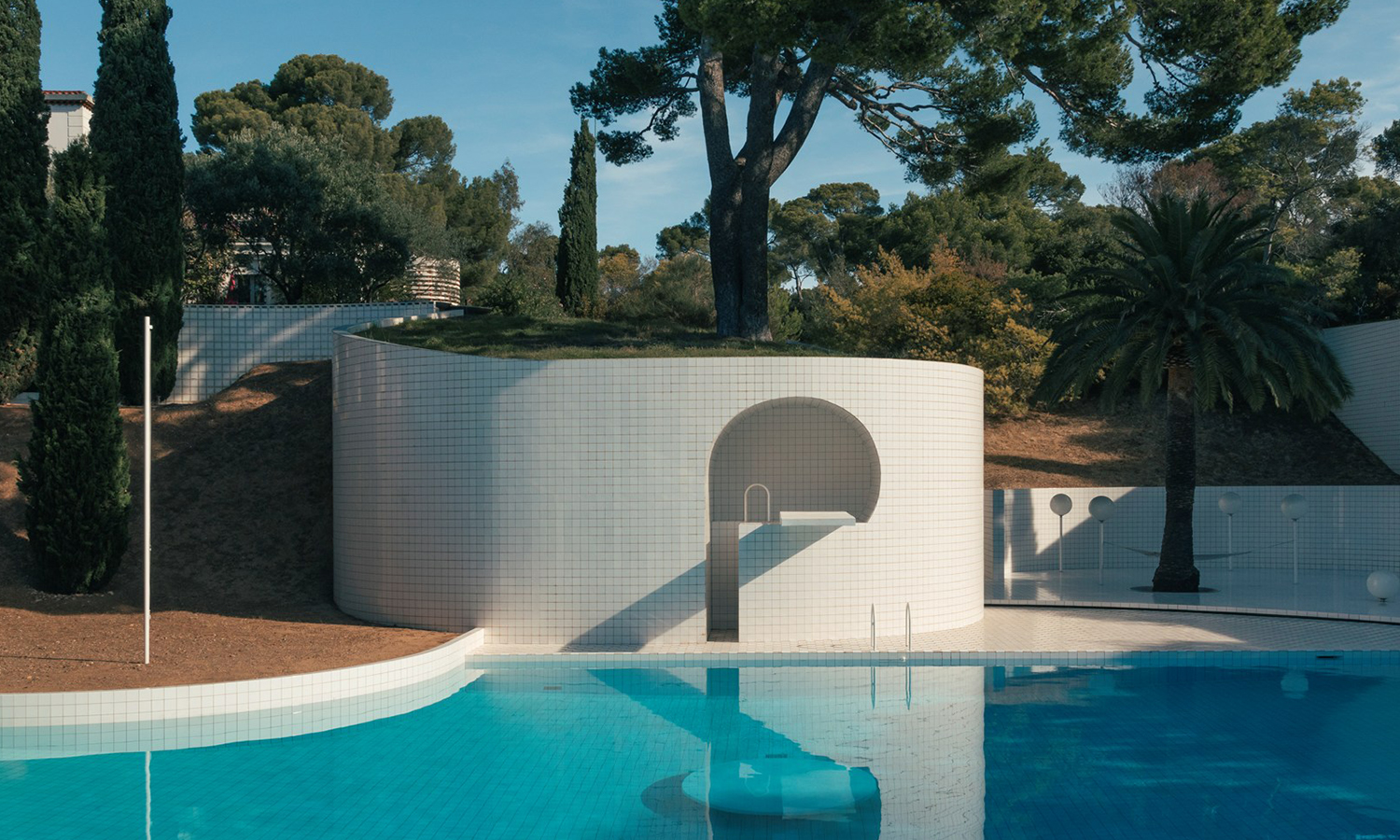 Detalle de la piscina de Alain Capeillères
