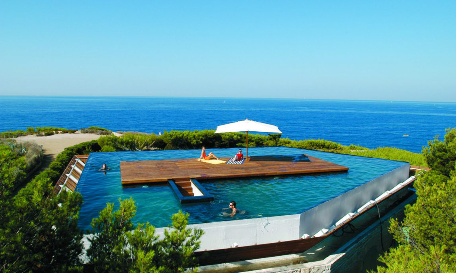 Julien Monfort, MOA, Villa Le Cap, Francia