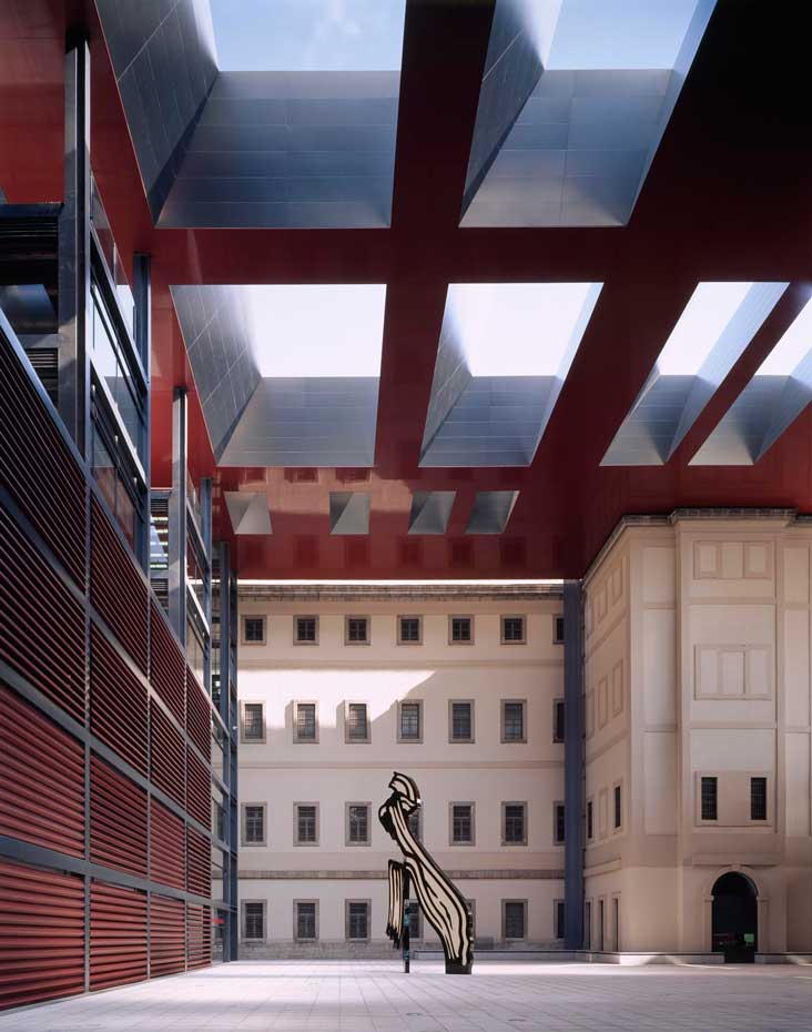 Jean Nouvel, MNCARS (2005) Premio Pritzker