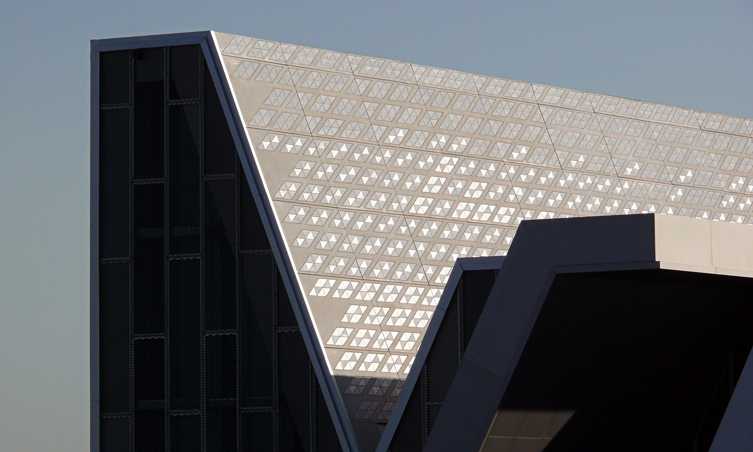 Palacio de congresos de Zaragoza, Nieto y Sobejano