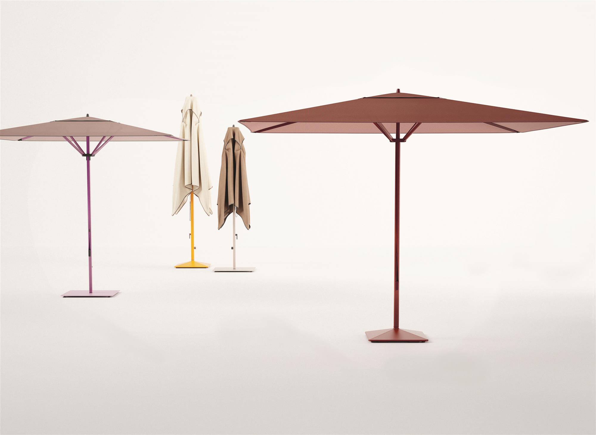 Sombrillas Meteo de Konstantin Grcic para Kettal.
