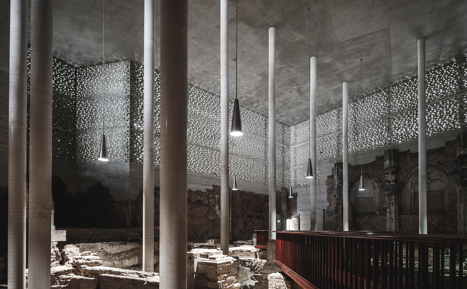 museo Kolumba, en Colonia (Alemania), de Peter Zumthor.