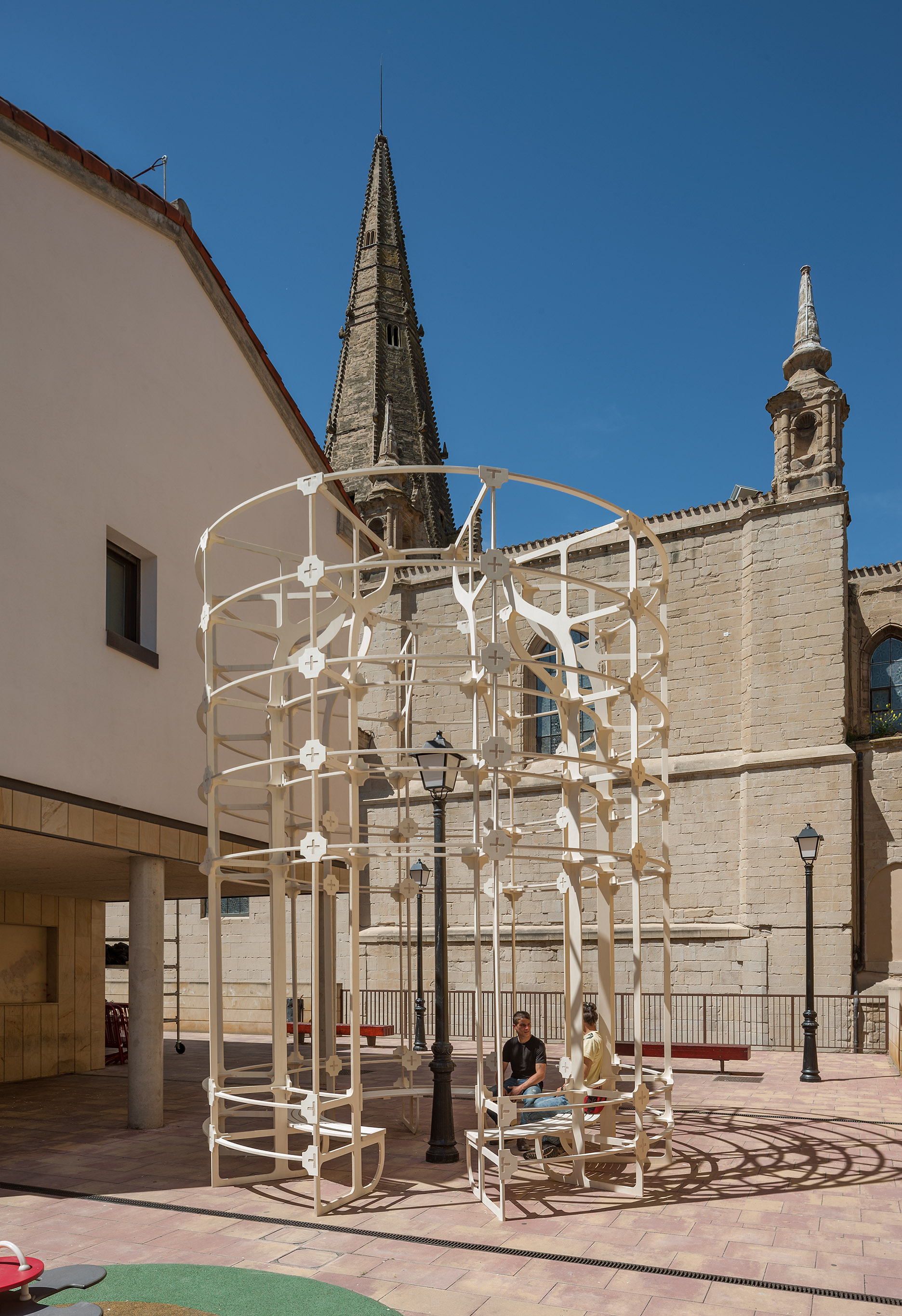 'Lantern', de los checos Mjölk