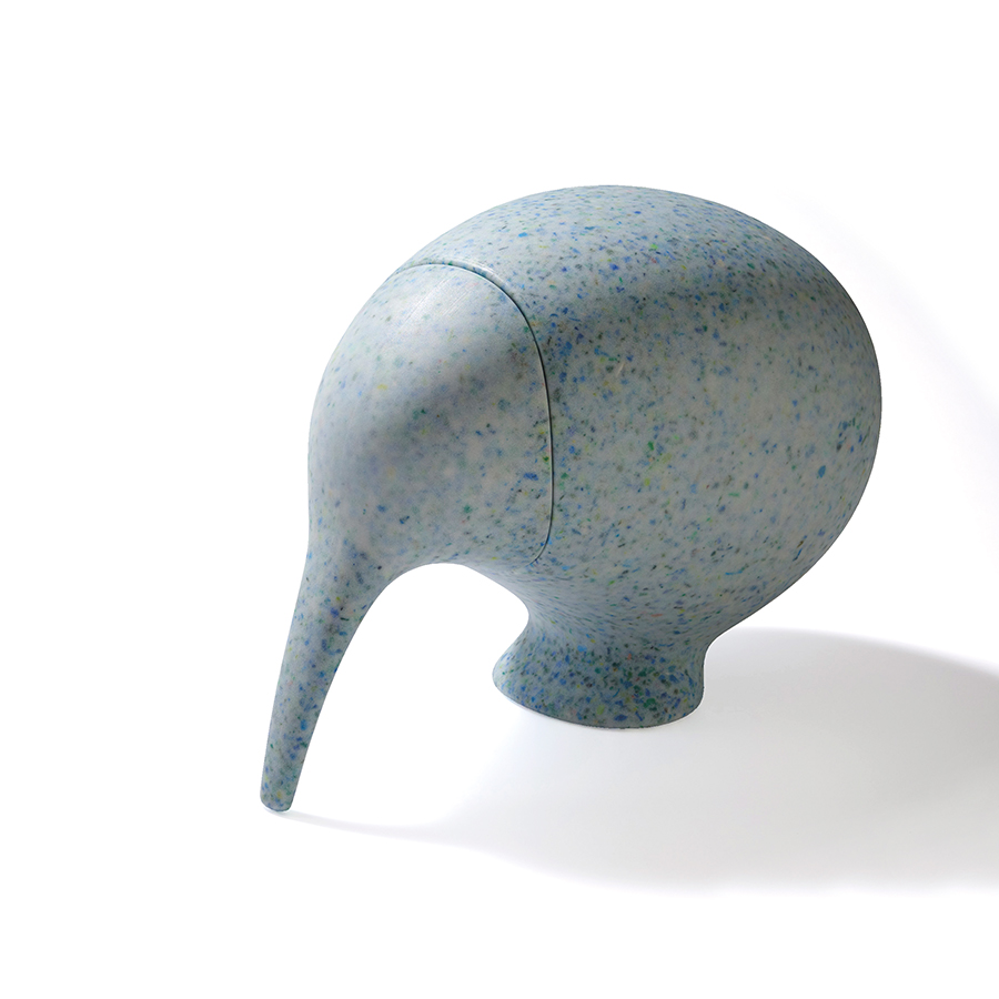 ecobirdy-childrens-furniture-design-maison-objet-recycled-plastic dezeen 2364 col 10. Juguete ecoBirdy, de plástico reciclado