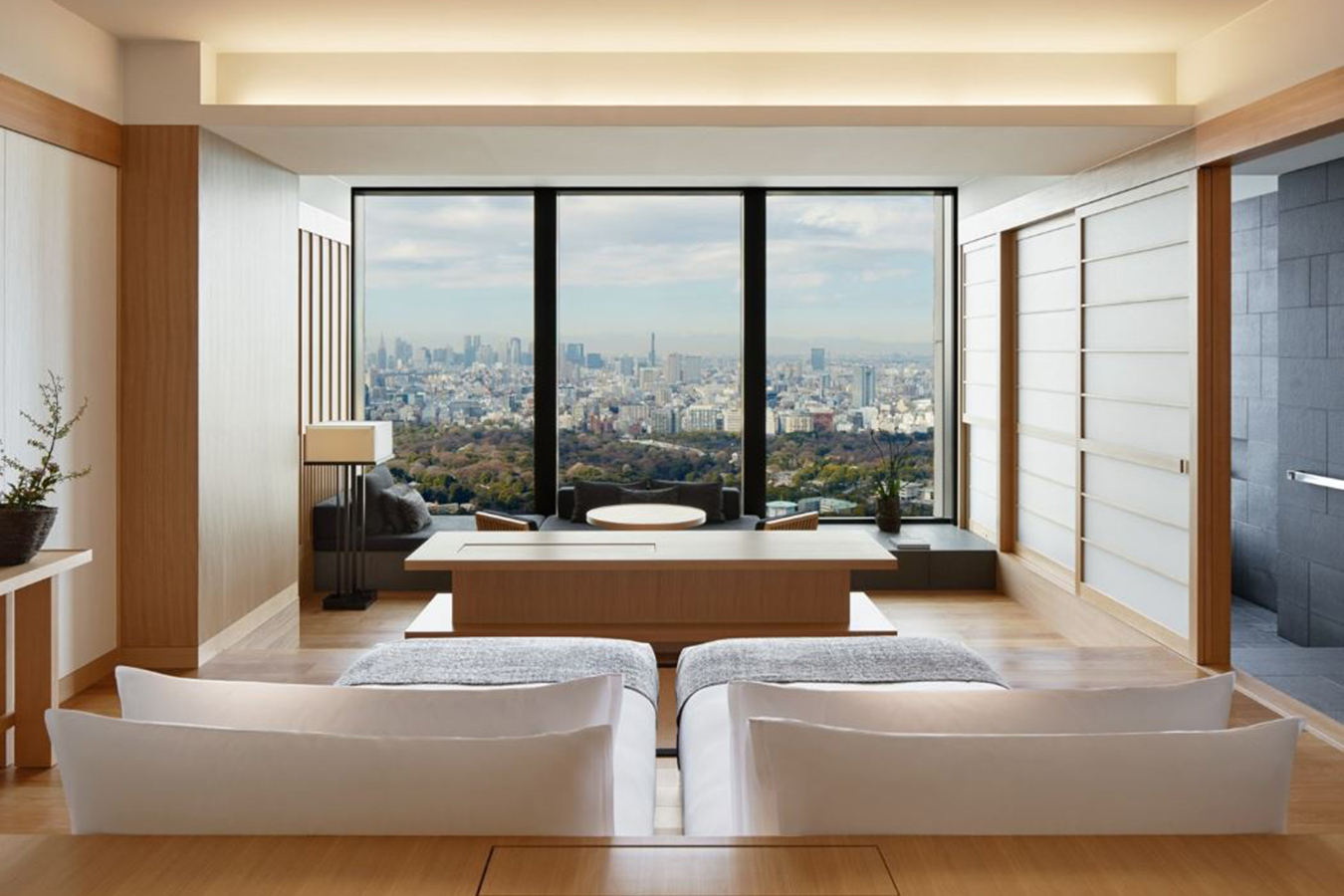 Aman Tokyo. [01] Santuario urbano