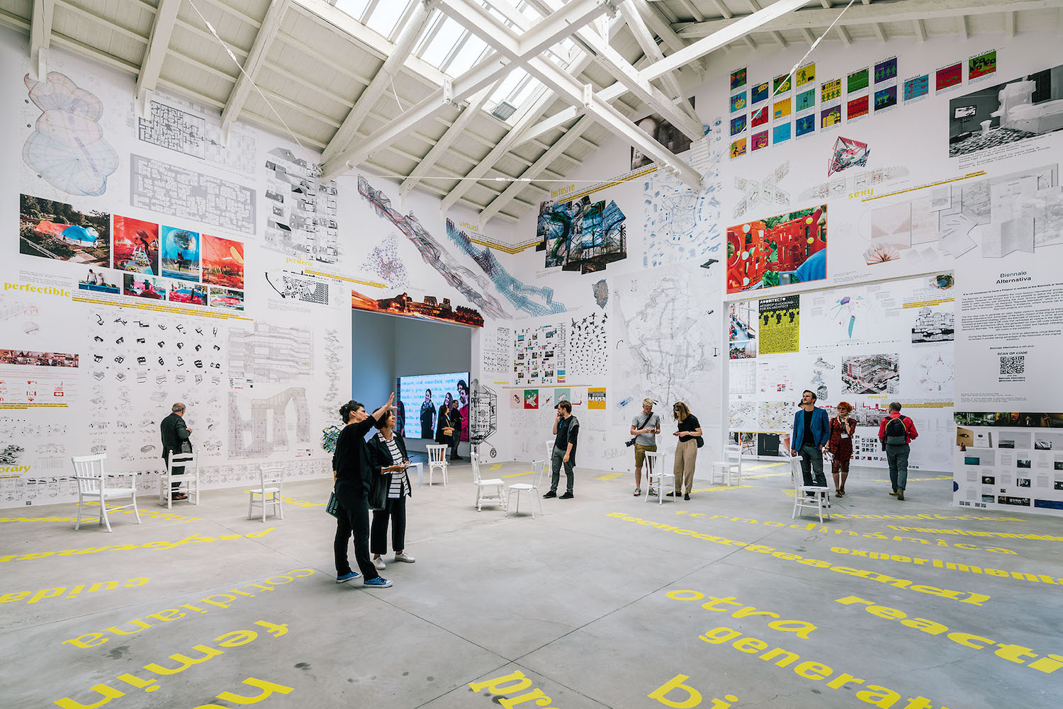 El pabellón español en la Bienal expone en total 143 propuestas.