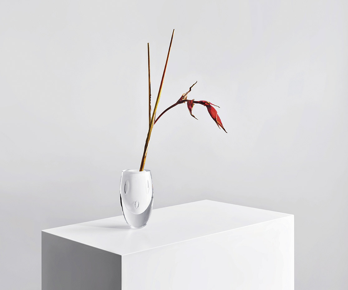 web-si-Iittala 2018 Imagebild Claritas Vase weiss. [02] Piezas exclusivas