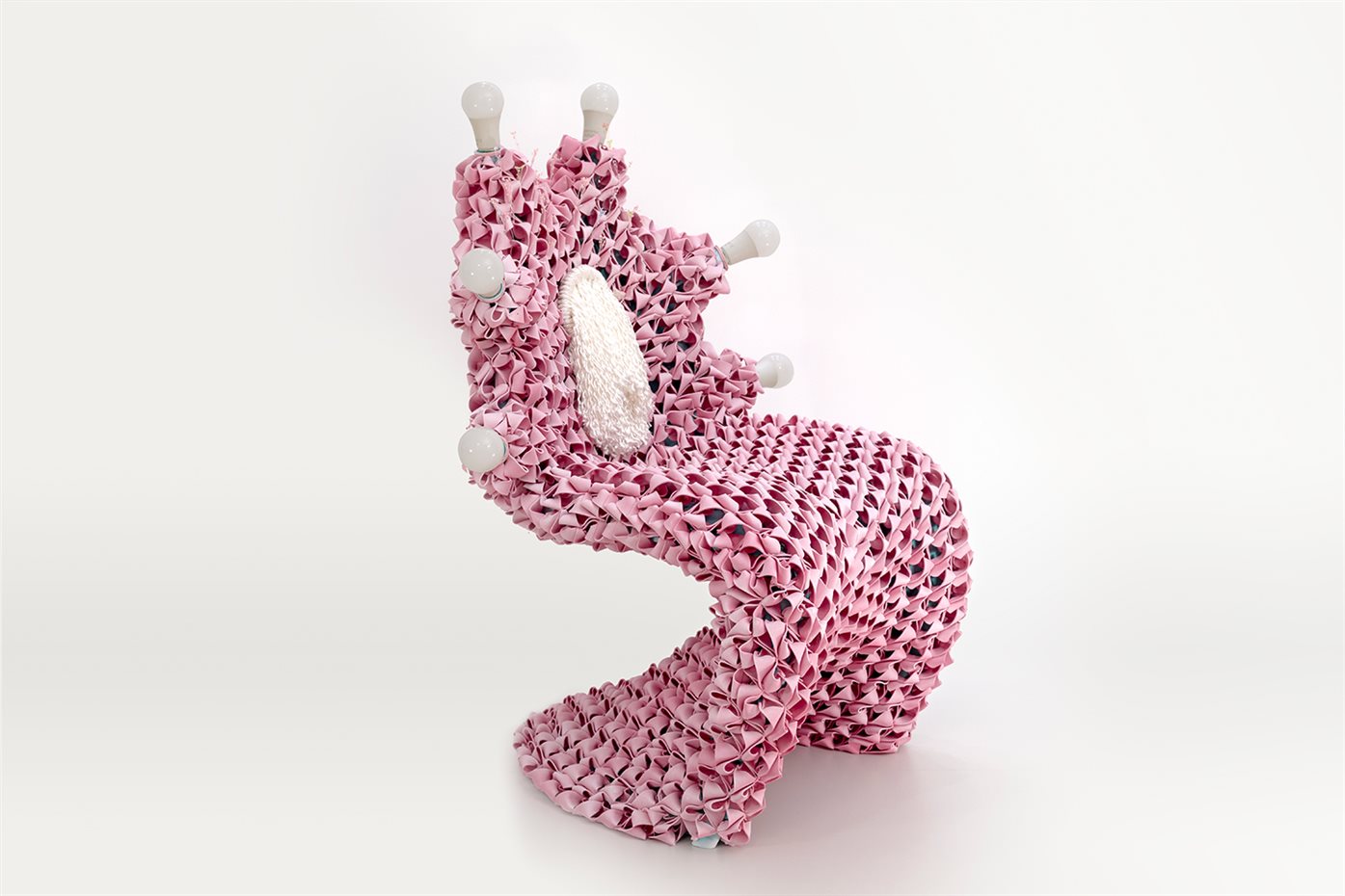 AyD Takk Arquitectos silla Panton. [02] Diseño estridente