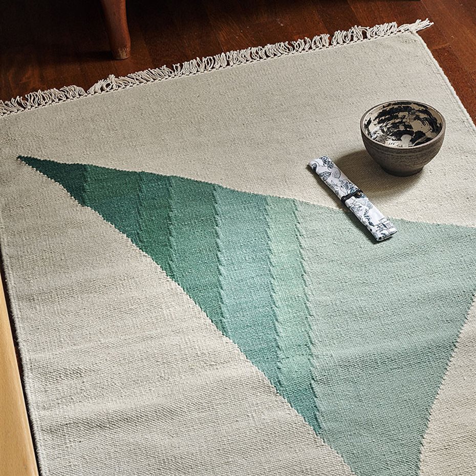 tx01138 kilim ivan kliun composicion 80 x 130 c iii to. 