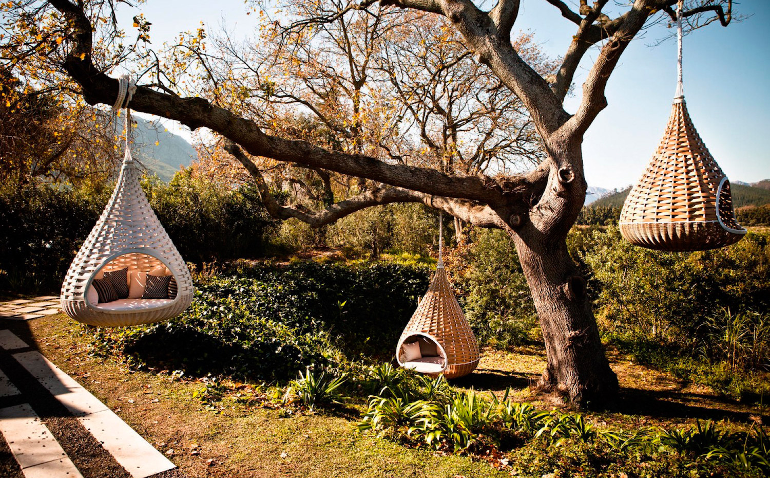 horiz-large-1-web-si. [03] Mini casa en el árbol