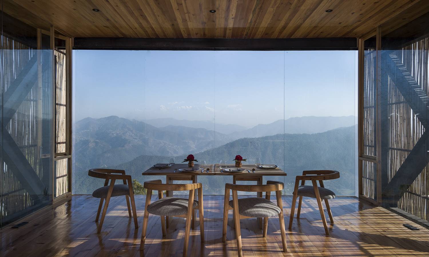Hotel Kumaon.
