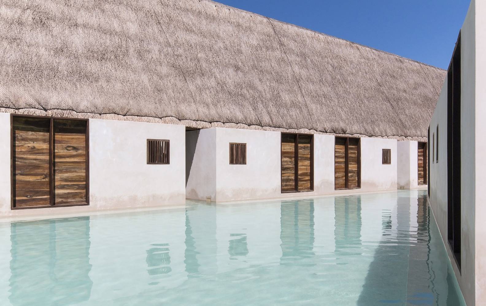 Hotel Punta Caliza