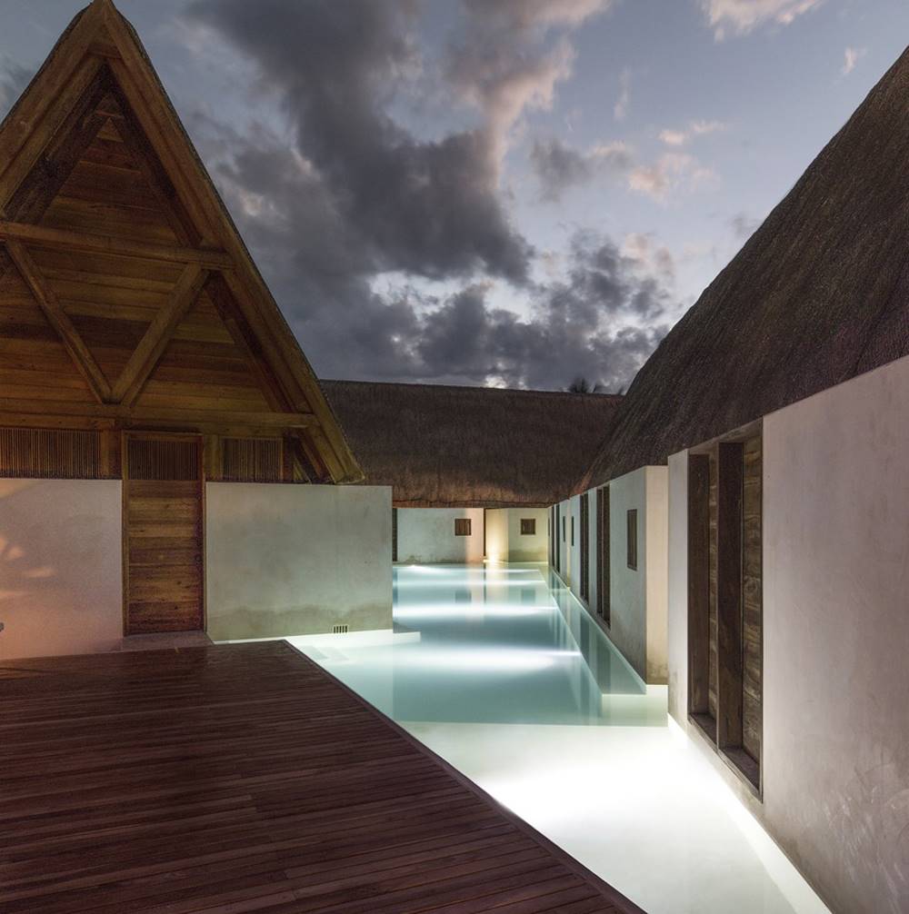 Hotel Punta Caliza