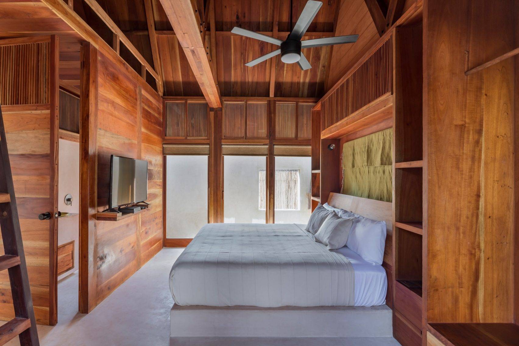 Hotel Punta Caliza