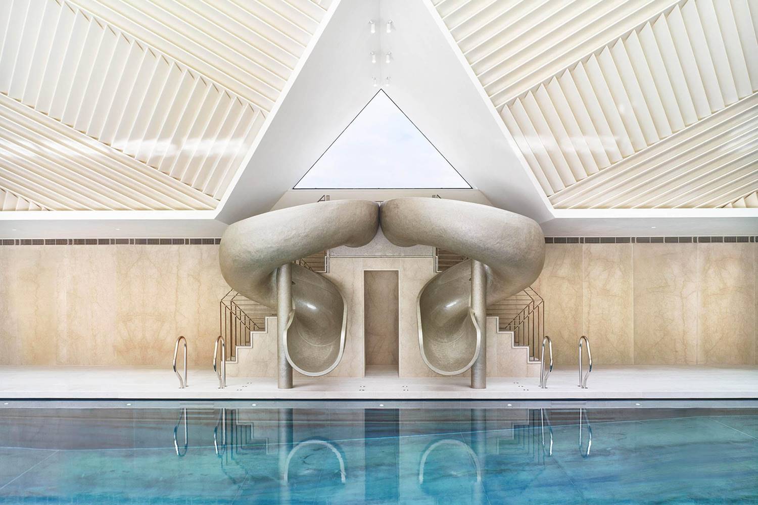 Rafael de Cárdenas estudio Purcell piscina campiña inglesa