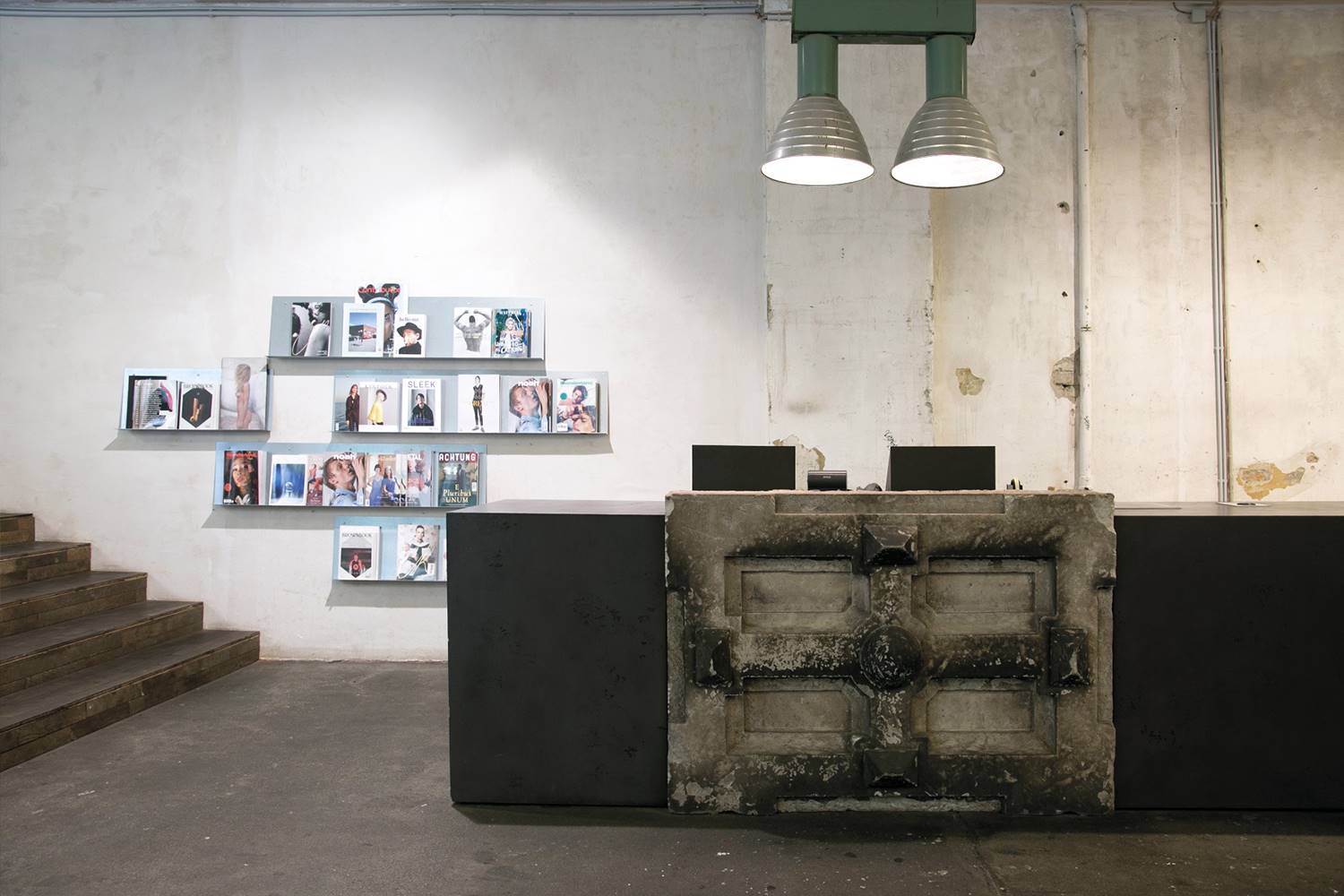VOO STORE. [20] VOO STORE