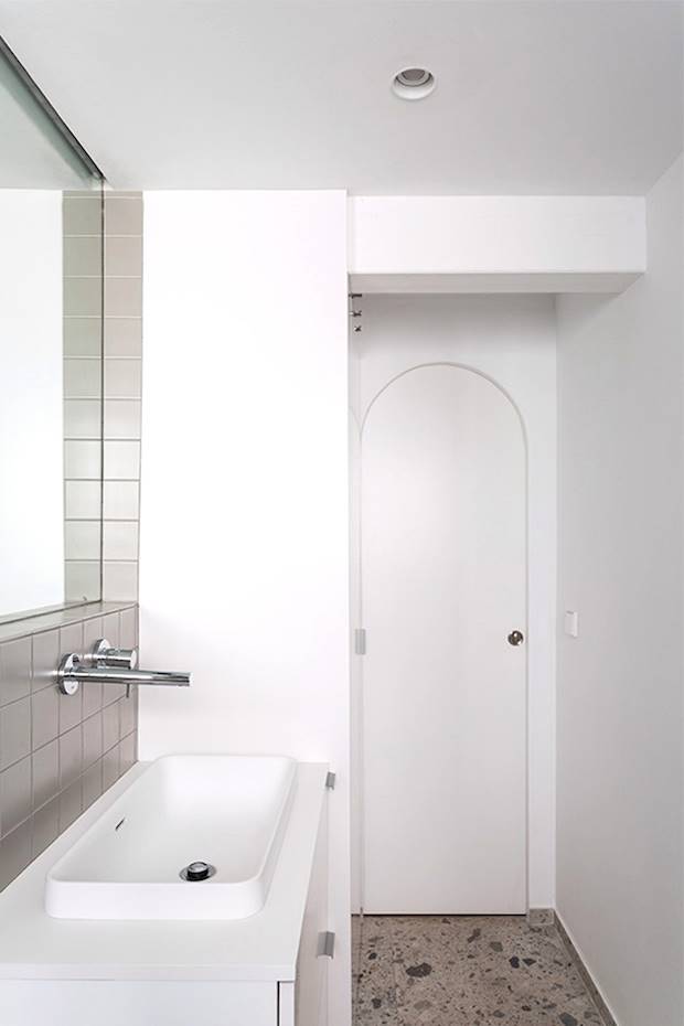Casa Valencia Cabanyal Baño puerta. 