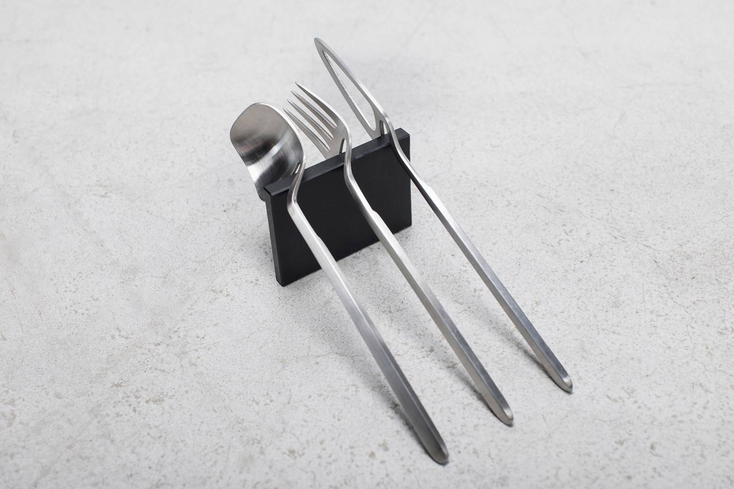 Cubertería Skelton, por Nendo