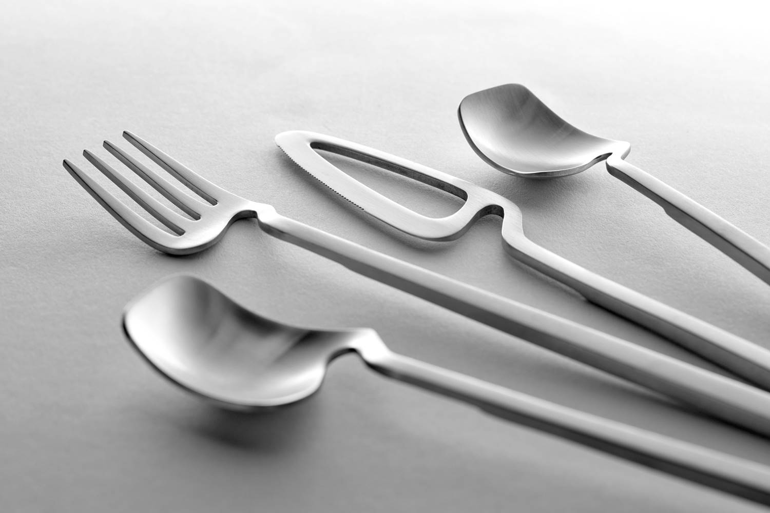 Cubertería Skelton, por Nendo