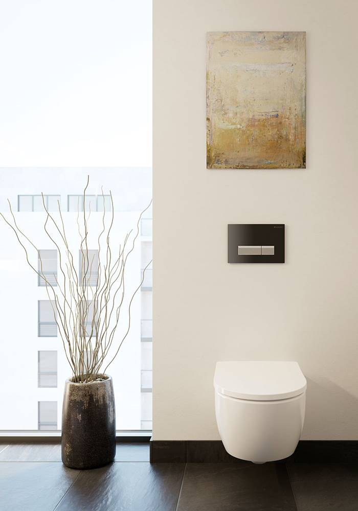 El inodoro para cisterna empotrada iCon, de Geberit, dispone del sistema Rimfree, una tecnología de descarga sin rebordes para la salida del agua que garantiza la adecuada limpieza del inodoro después de cada uso, evitando la acumulación de suciedad y la proliferación de gérmenes.
