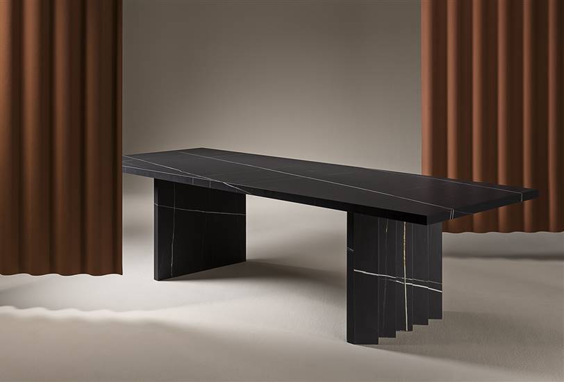 Mesa Atlas, diseño de Odosdesign para Miter.