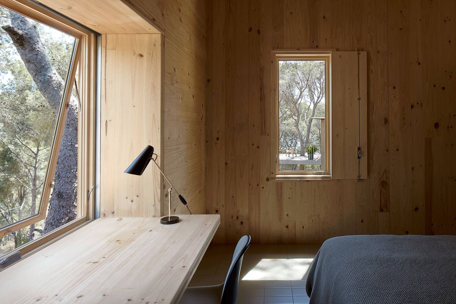 Dos casas de corcho, por López Rivera Arquitectos
