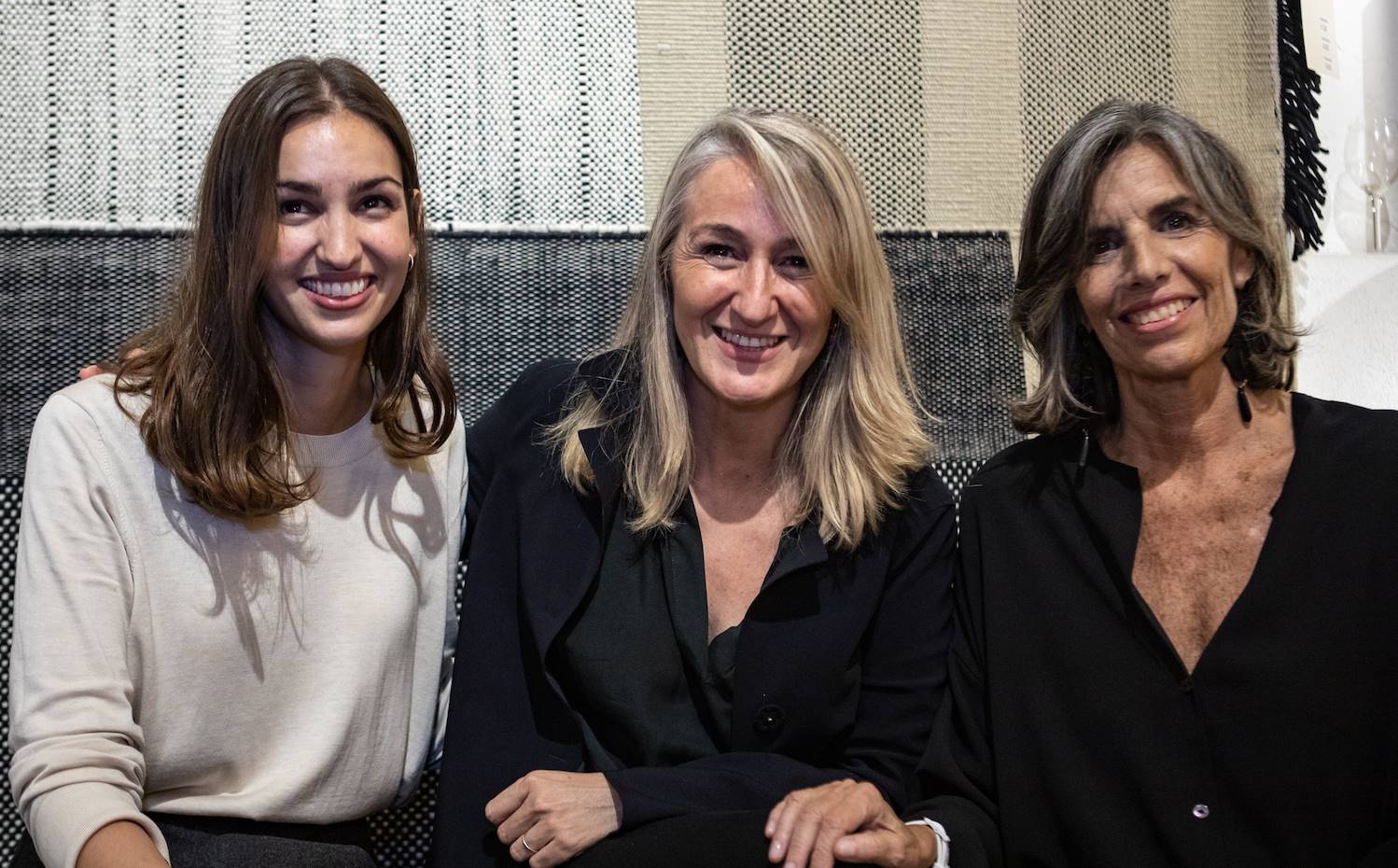 Elisa Padrón, Sole Lorenzo y Nani Marquina.. La diseñadora Elisa Padrón, Soledad Lorenzo, directora de Arquitectura y Diseño y Nani Marquina.