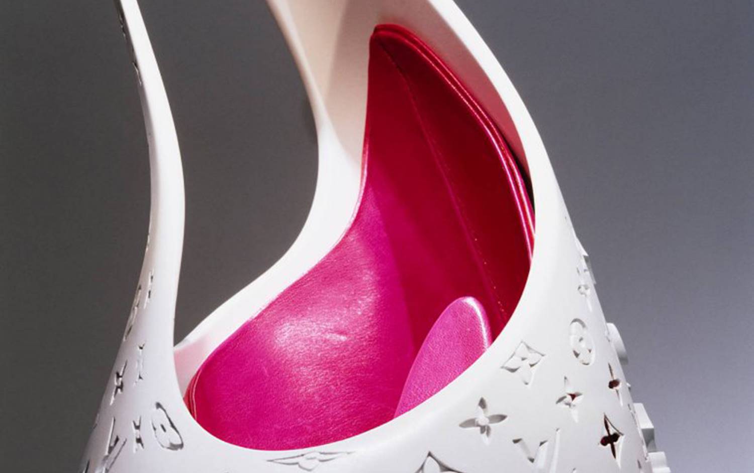 “Bucket Bag” de Louis Vuitton reinterpretado por Zaha Hadid.