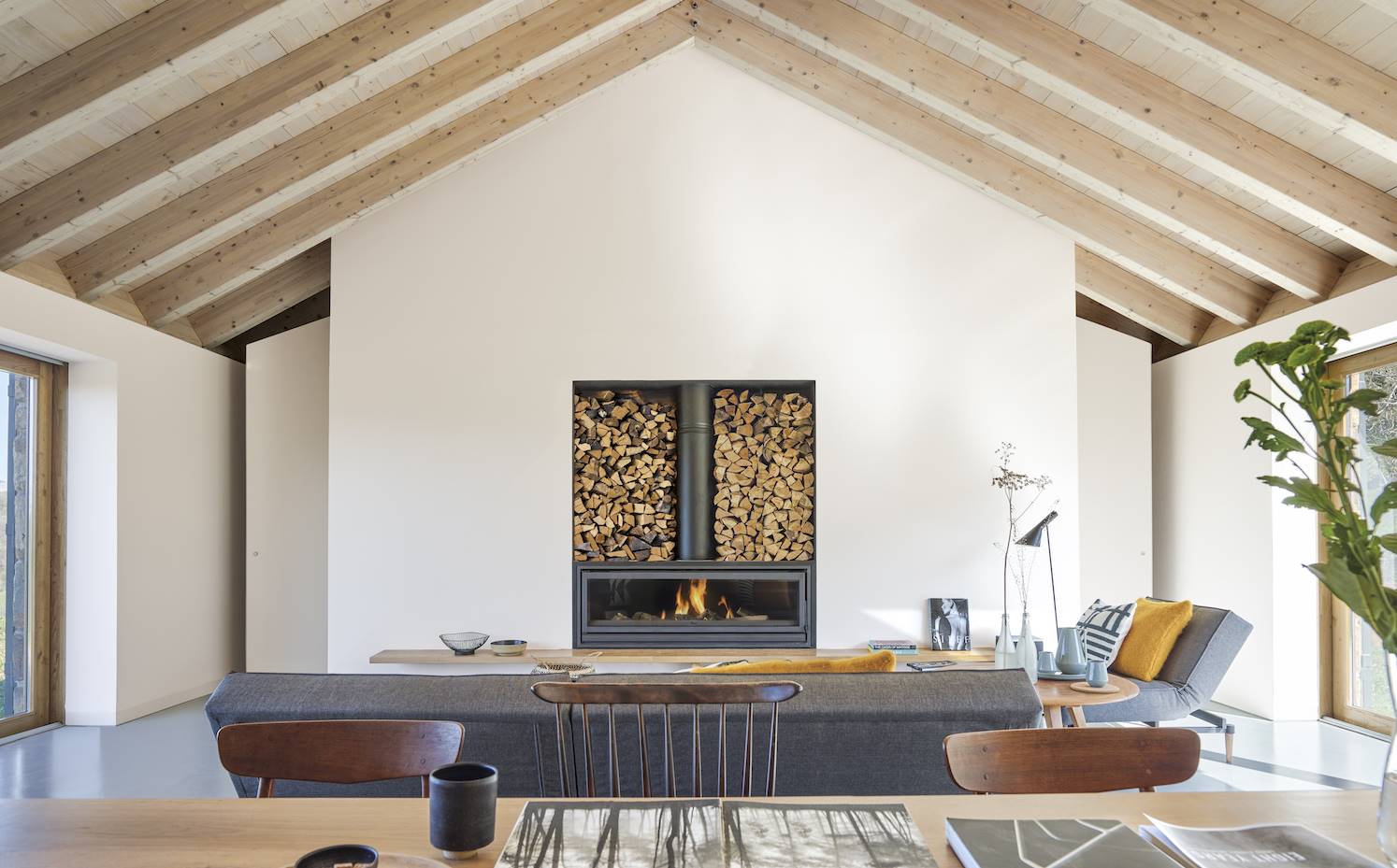 Muebles imprecindibles decoracion rustica. Chimeneas