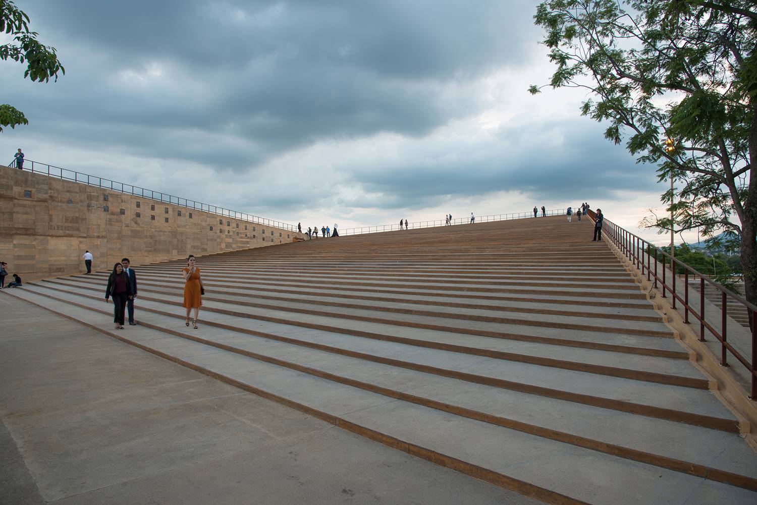 Centro Cultural Teopanzolco, Cuernavaca (México), de Isaac Broid + Productora.
