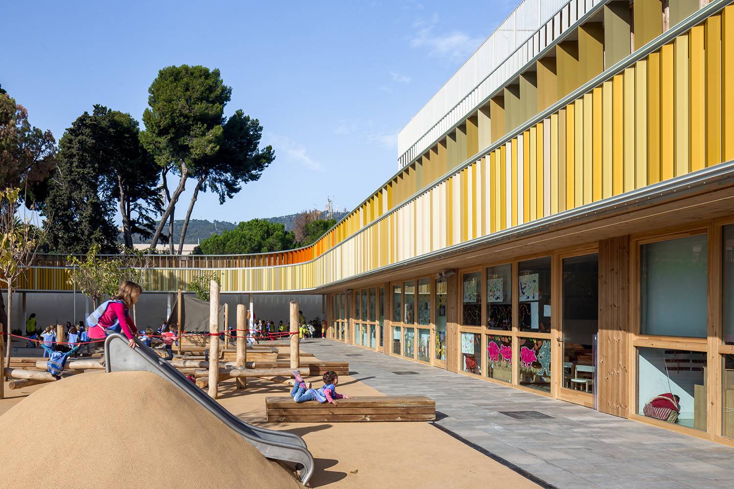 Lycée Français Maternelle, Barcelona (2017).
