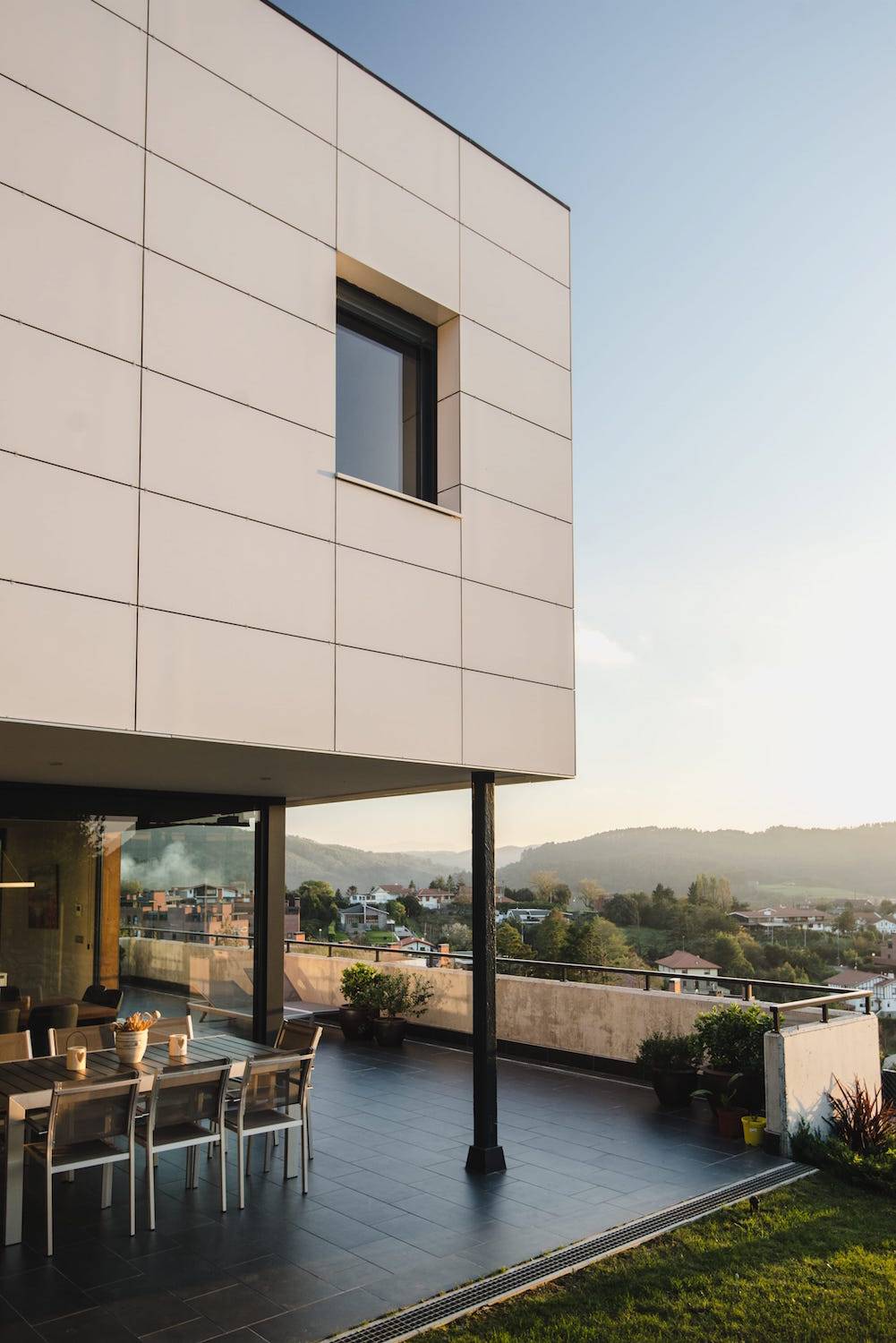 Casa en Gorliz (Vizcaya), por Foraster Arquitectos.