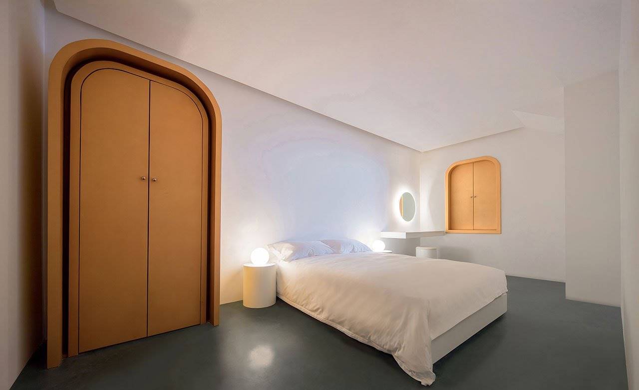 studio 10. Habitación Maze