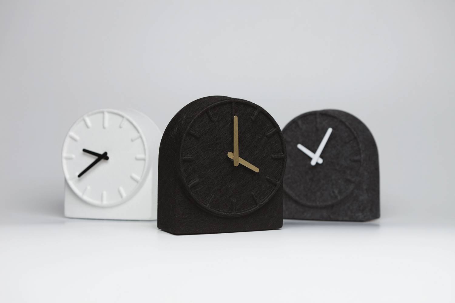 sebastian herkner Felt Two for LEFF 3. Relojes Felt Two, Leff Amsterdam, 2014