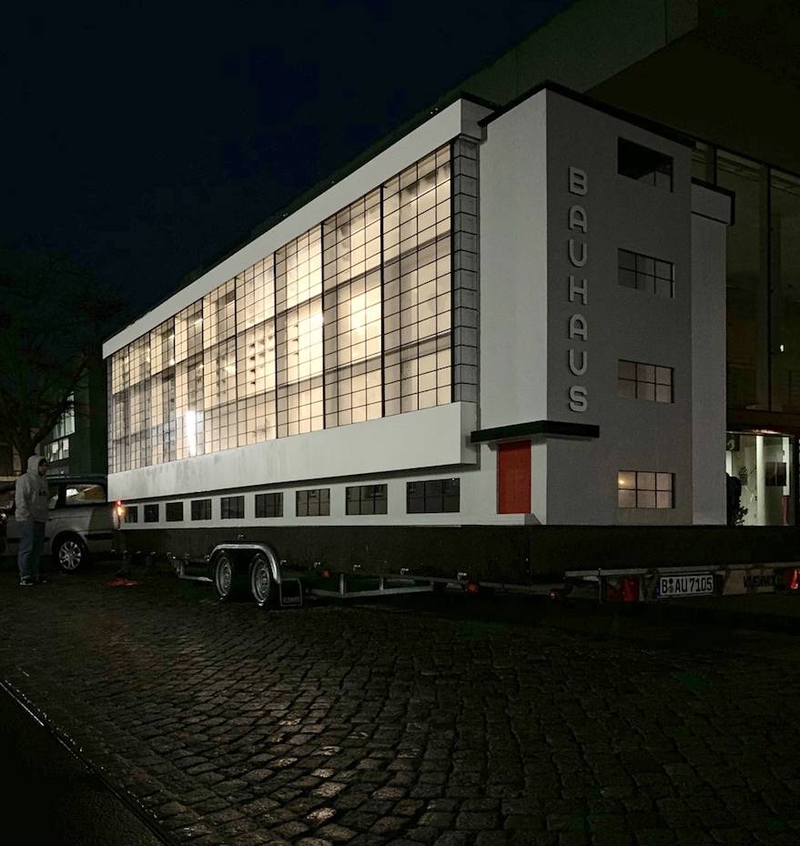 El proyecto Spinning Triangles llevará las enseñanzas de la Bauhaus a la República Democrática del Congo y a Hong Kong.