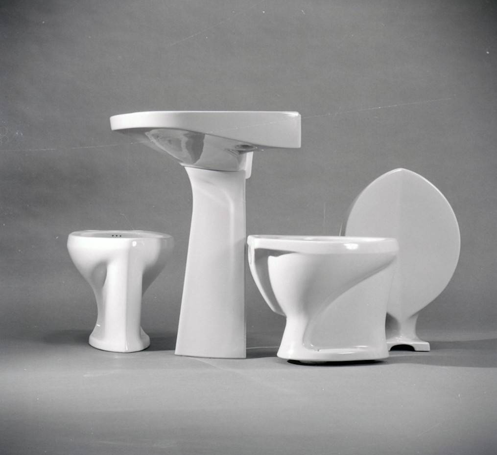Lavamanos, water y bidé diseñados por Gio Ponti para Ideal Standard