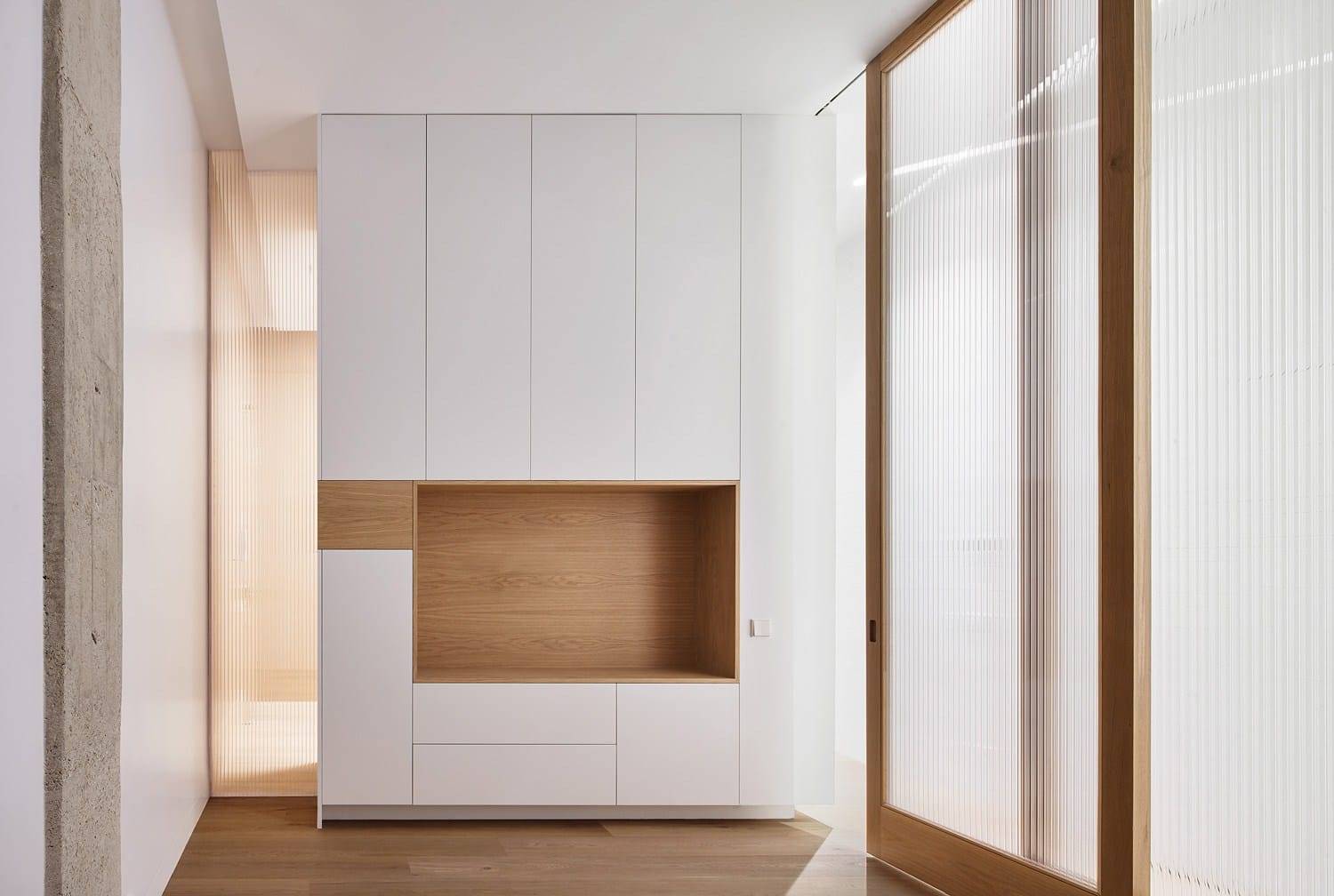 Casa P82, por Lucas y Hernández Gil.