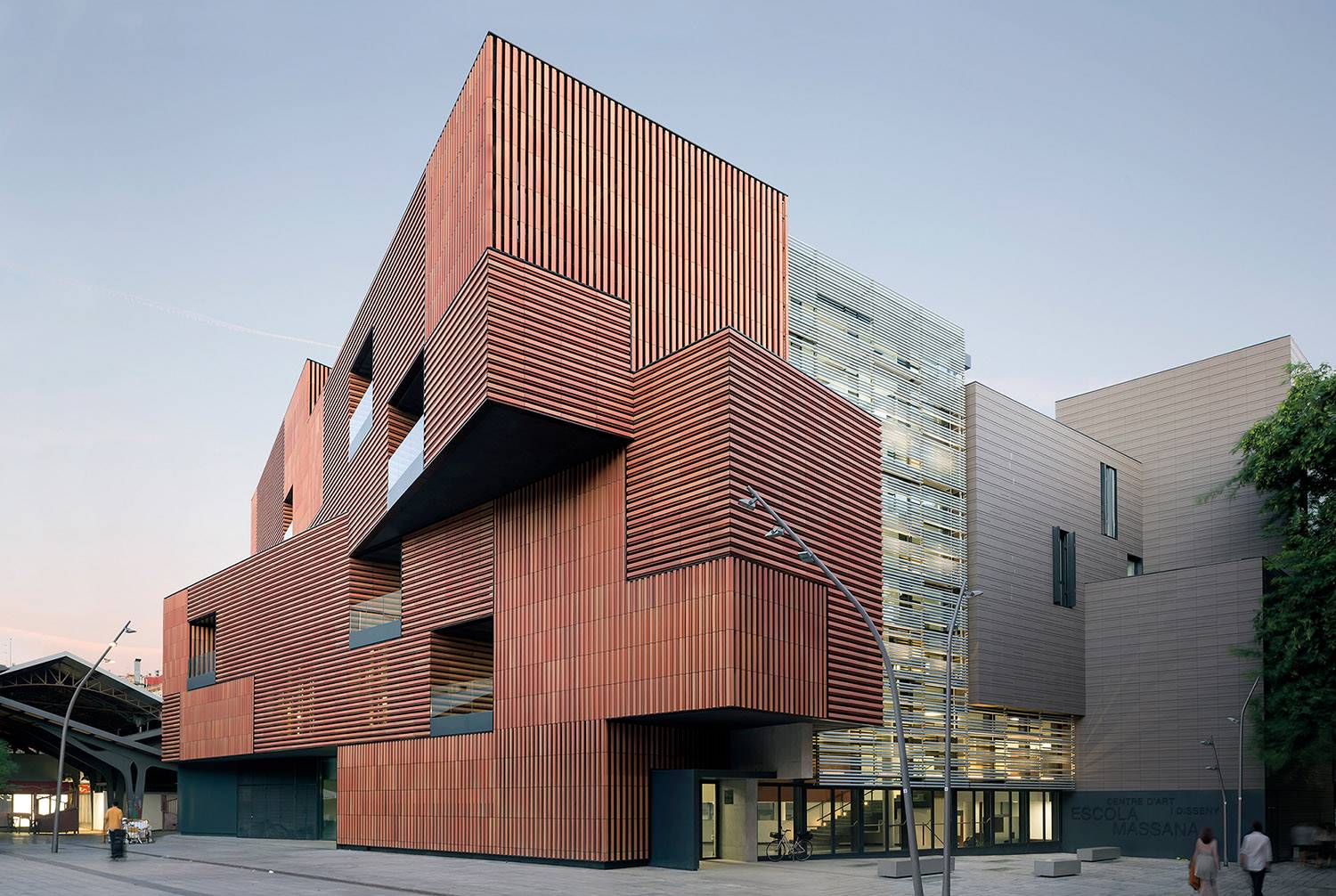 Cevisama Nueva sede de la escuela Massana en Barcelona, de Carme Pinós.