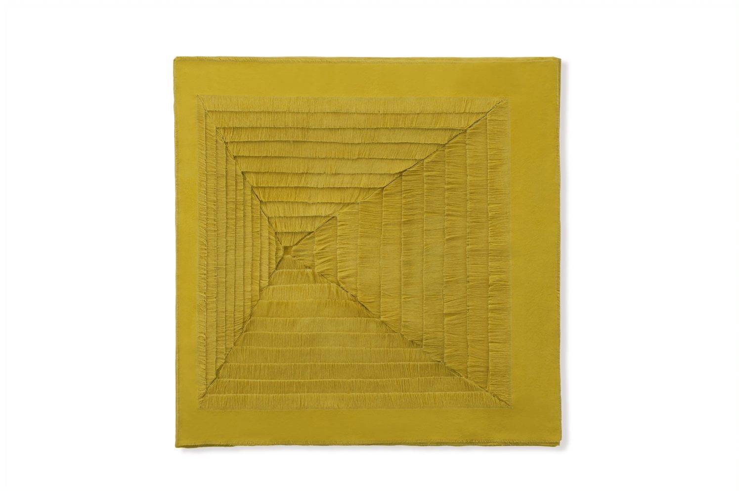 Sophie Rowley, 'Khadi Frays’,  algodón, lino, dimensiones variables. Nueva Zelanda.  'Khadi Frays’ de Sophie Rowley. Nueva Zelanda