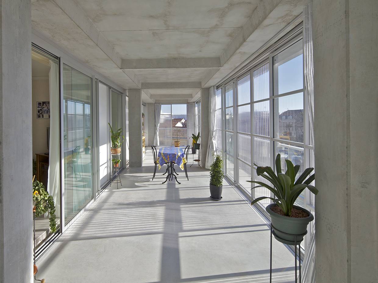 Transformación de 530 viviendas, Grand Parc Burdeos, Francia, Lacaton & Vassal/Frédéric Druot Architecture/Christophe Hutin Architecture